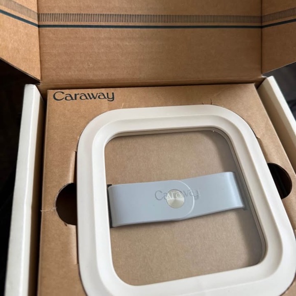 Caraway Glass 4.4 Cup Food Container - Ceramic Coated for Nonstick Storage-Cream - Picture 3 of 6
